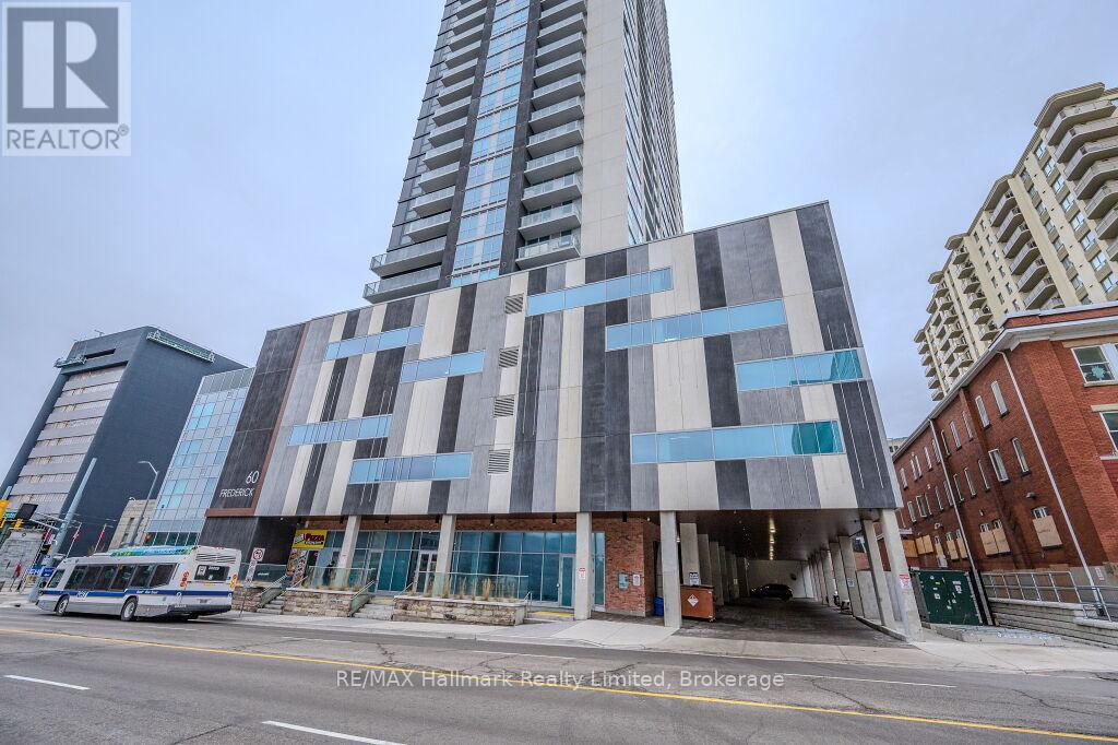 Photo principale - 60-2060 Frederick St