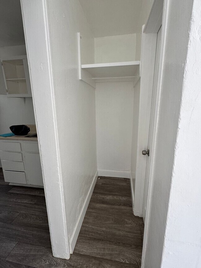 Foto del edificio - 834-846 N Davidson Ave