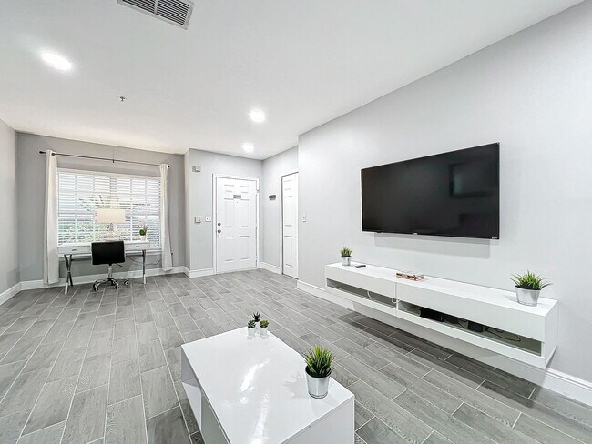 Foto del edificio - South Kirkman Road, Orlando, FL 32811 - 2 BR 2 BA condo