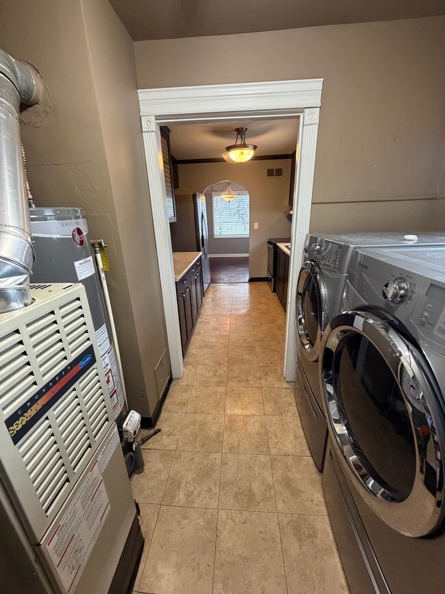 Foto del edificio - 4838 Summit St