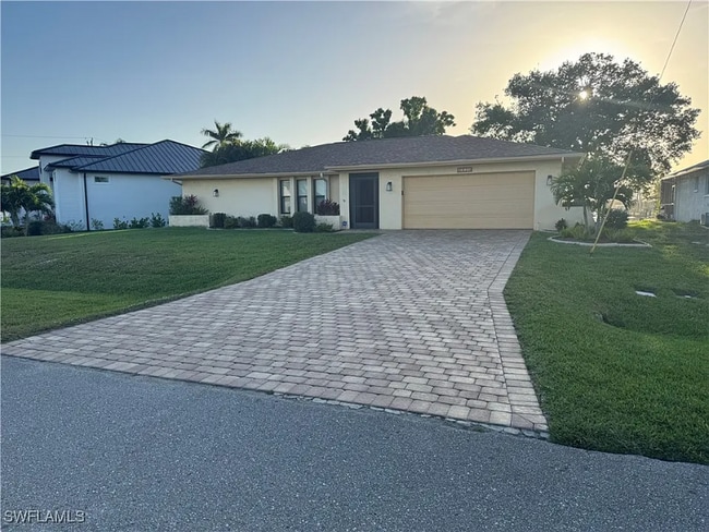 Foto del edificio - 4628 SW 18th Ave