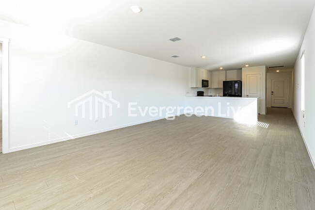 Foto del edificio - 245 Sycamore Pl