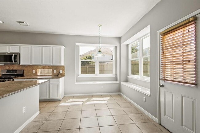 Building Photo - 12523 Avery Vale Ln