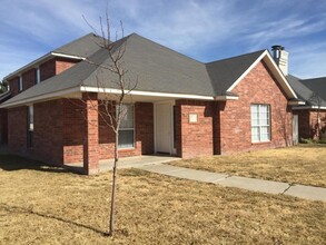 Building Photo - 6018 Estacado Ln