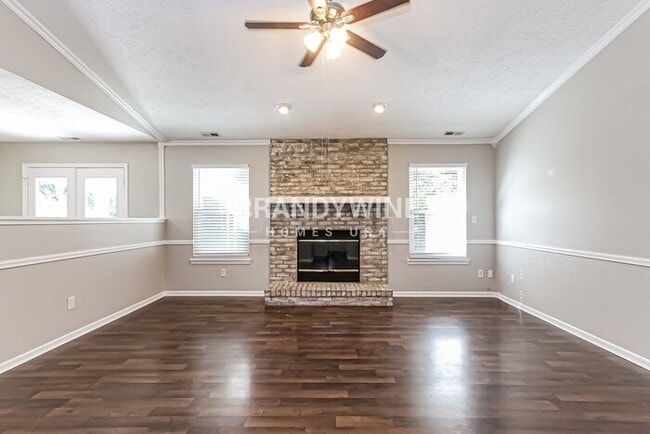 Building Photo - 601 Springmill Dr