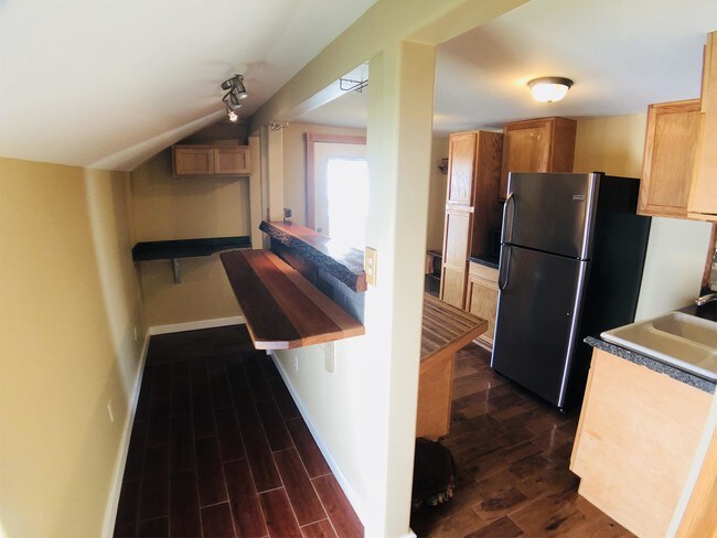 Foto del edificio - 58 E Court St