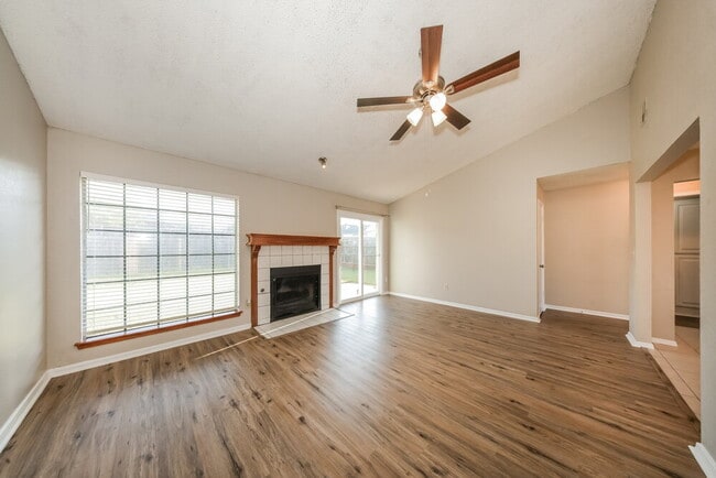 Foto del edificio - 1105 Northridge Rd