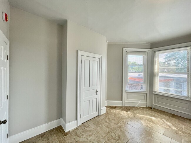 Building Photo - 1302 W Allegheny Ave