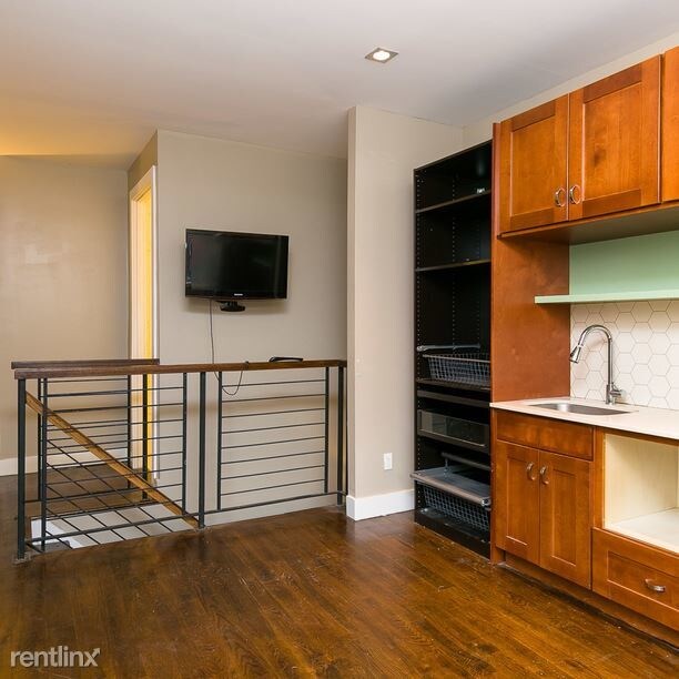 Building Photo - 167 Tompkins Ave