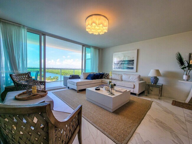 Building Photo - 400 Sunny Isles Blvd