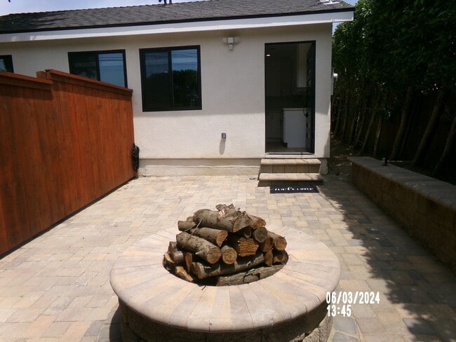 Building Photo - Stunning New Construction 2 Bedroom / 1 Ba...