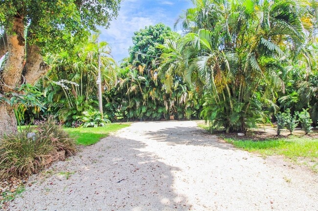 Building Photo - 5785 SW 160th Ave