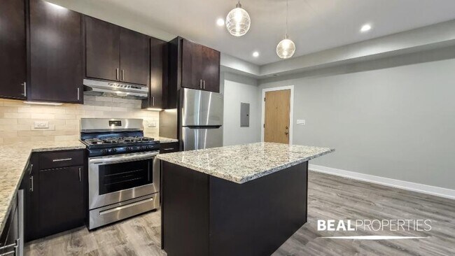 Foto del edificio - 1 bedroom in EVANSTON IL 60202