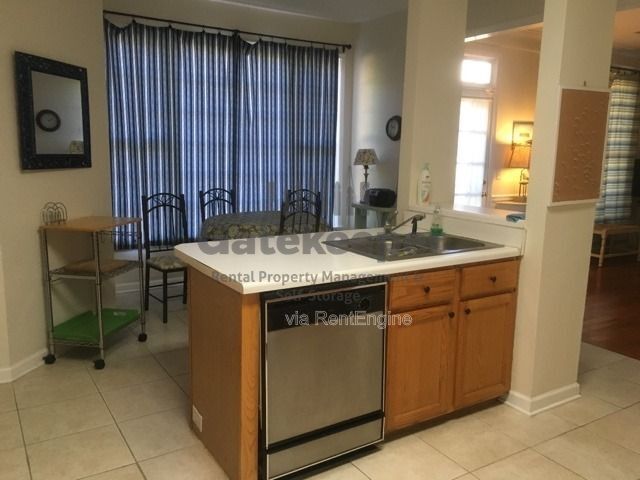 Foto del edificio - 135 Overlook Ct