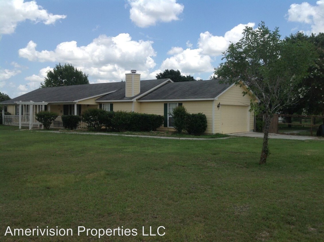 4 br, 3 bath House 4270 Green Valley Rd House for Rent in Cibolo