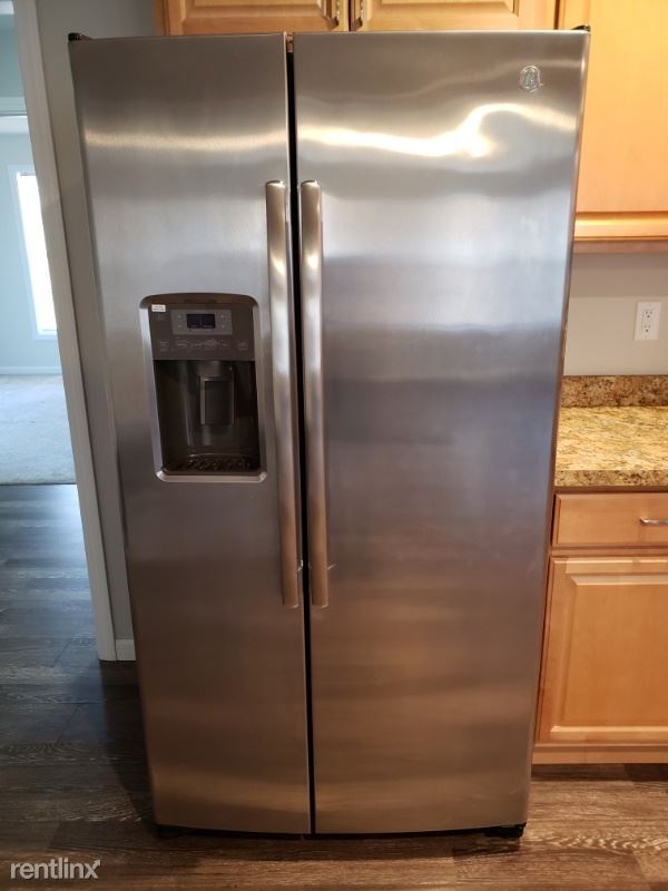 Building Photo - 100 Judith Terrace