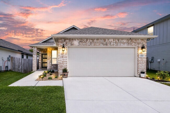 Foto del edificio - 372 Sunrise Ranch Dr