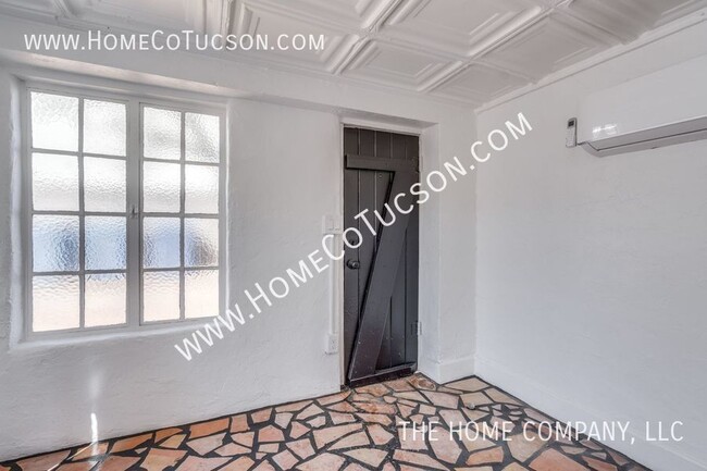 Foto del edificio - 940 E Florita Street UNIT 3- STUDIO Comple...