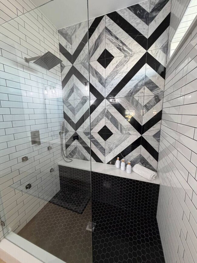 Foto del edificio - 867 Bowers Ln