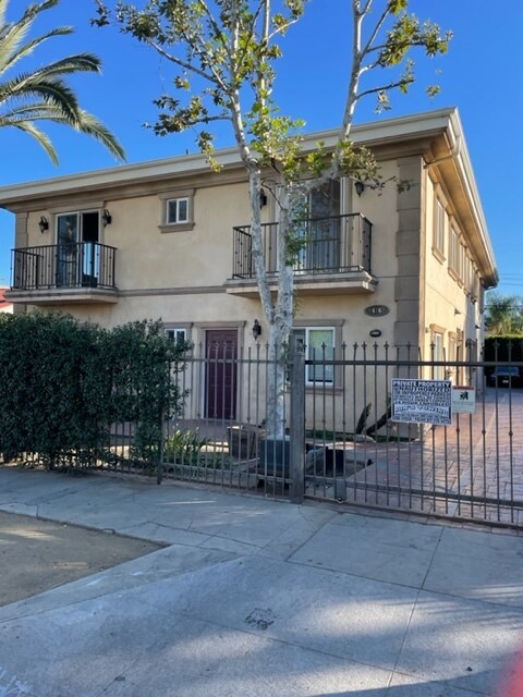 front of the building - 14762 Friar St