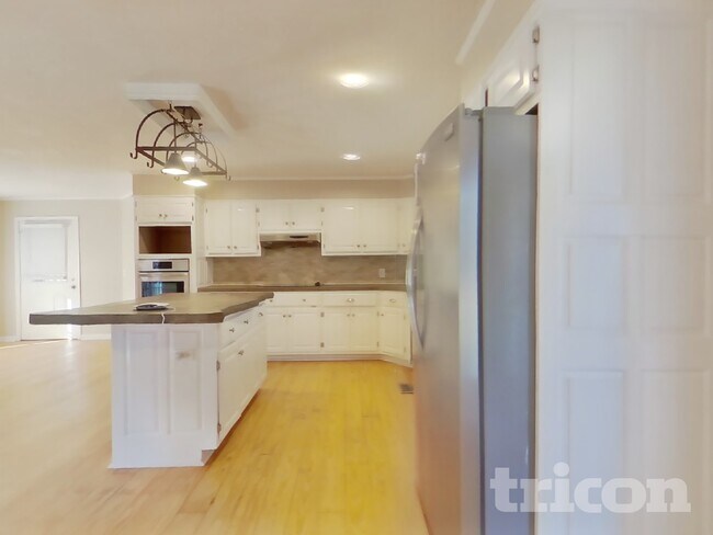 Foto del edificio - 114 Grassdale Rd