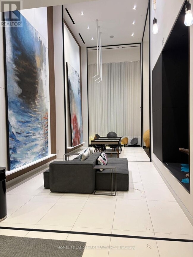 Building Photo - 20 Richardson St