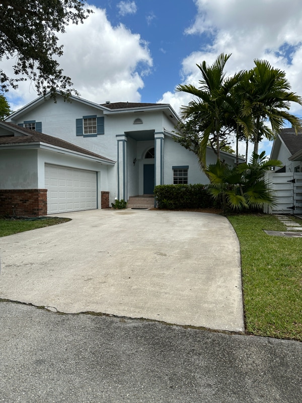 Building Photo - 14481-Sw146 SW 146th Pl