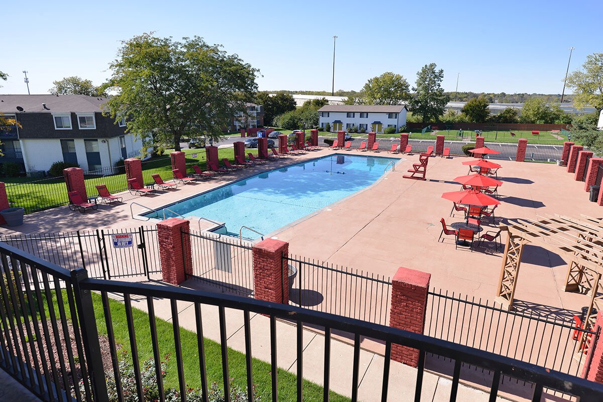 Brickyard Flats Apartments Speedway, IN