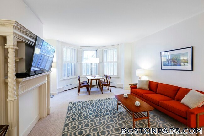 Foto del edificio - 387 Commonwealth Ave