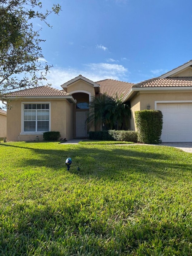 Primary Photo - SPACIOUS 3/2 IN SAINT JAMES GOLF COMMUNITY