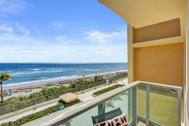 Foto del edificio - 2501 S Ocean Dr