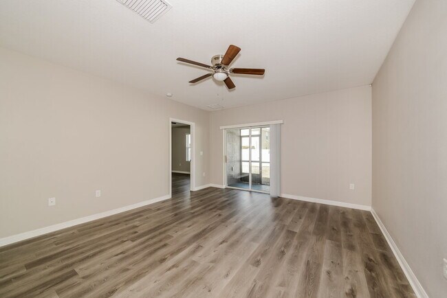 Building Photo - 10126 Geese Trail Cir