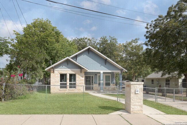 Building Photo - 121 FAIRMONT-