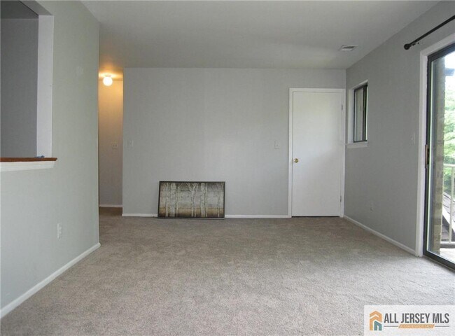 Building Photo - 4406 Birchwood Ct