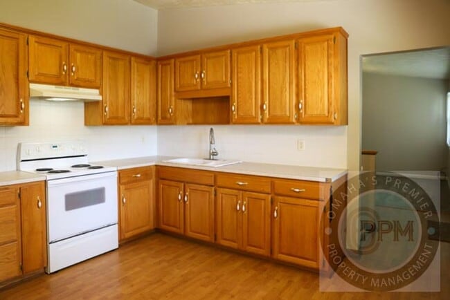 Building Photo - 8307 S 38th St