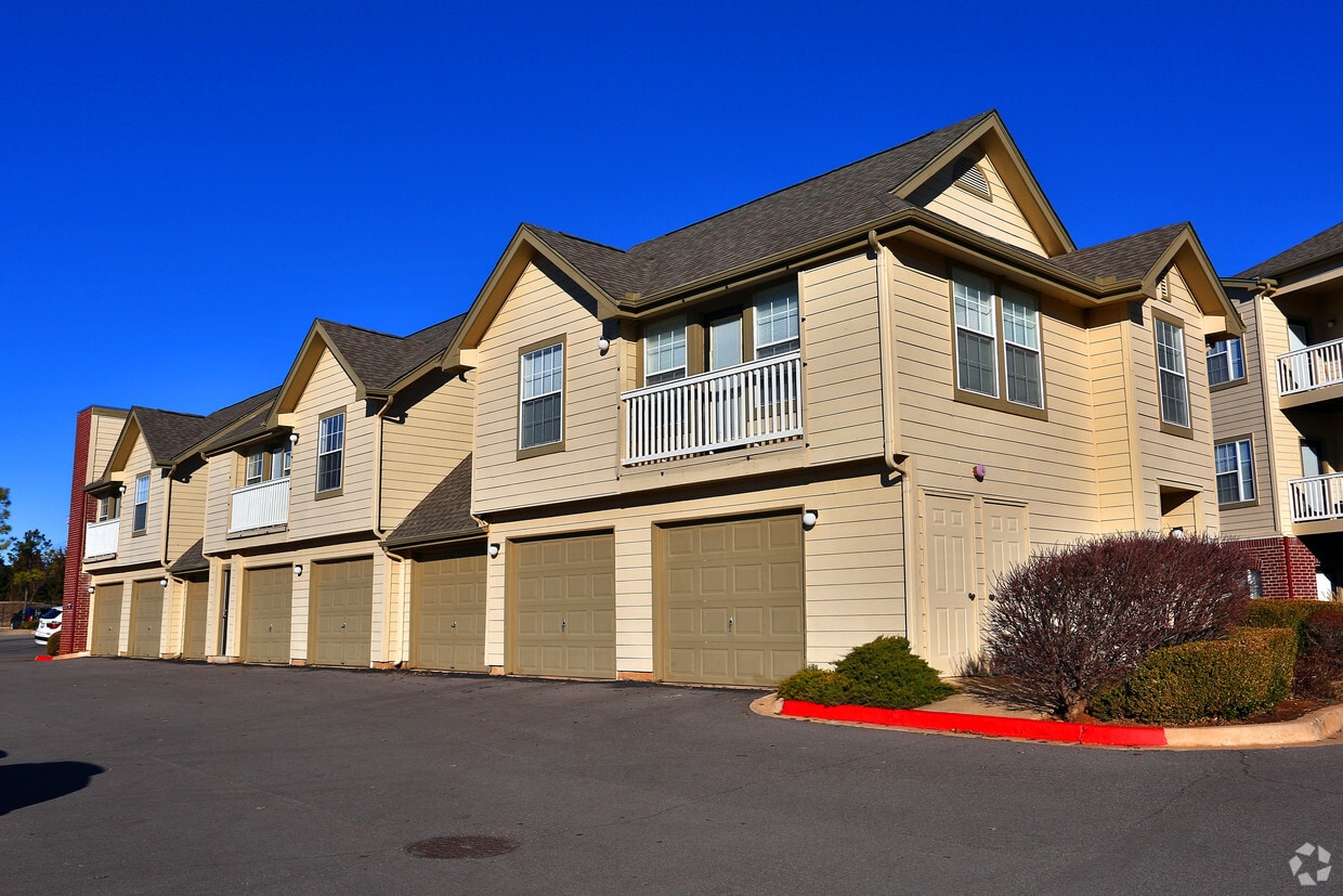 Crown Martin Park Apartments 5300 W Memorial Rd Oklahoma City, OK