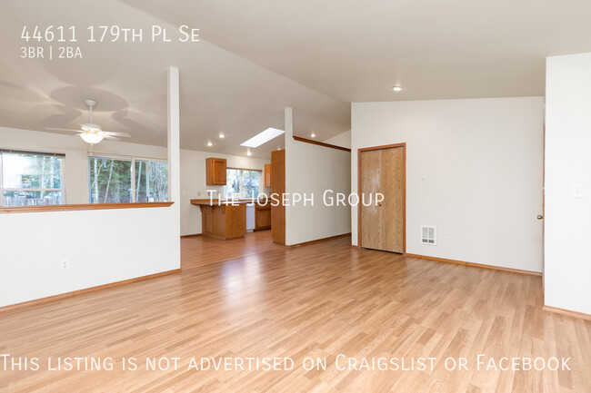 Foto del edificio - Charming 3bed/2ba in Gold Bar!