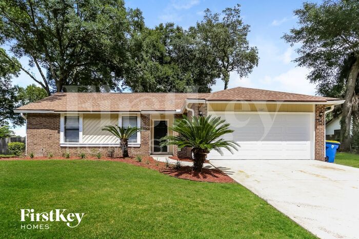 Primary Photo - 1645 Ponderosa Pine Drive East