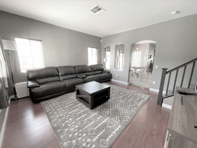 Foto del edificio - Desirable Old School Housing Community 3 bed x 2.5 Bath 2411 Sqft - Gated Community!!!