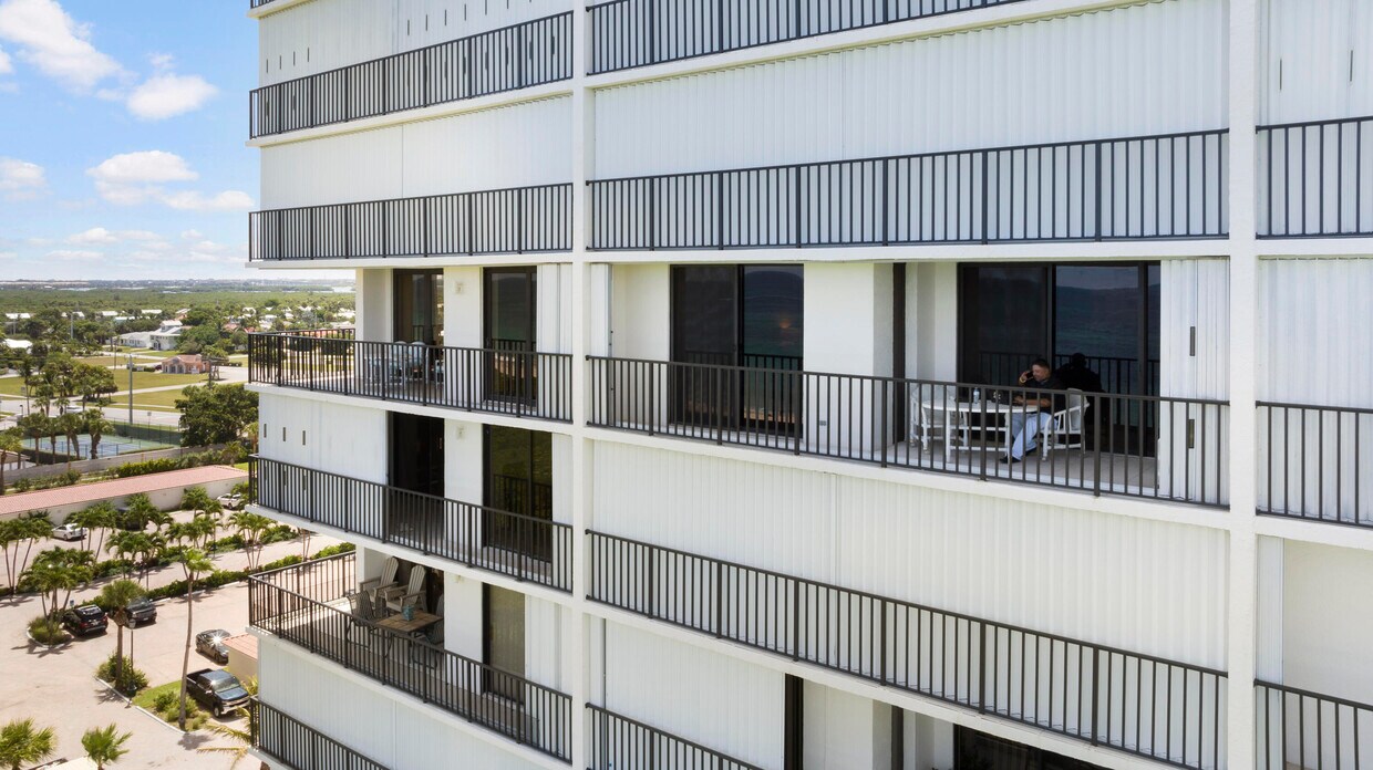 Primary Photo - 3120 N Hwy A1A