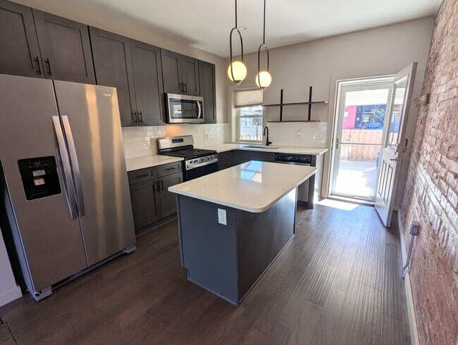 Foto del edificio - 3 Bedroom 2 Bathroom Single Family Home (L...