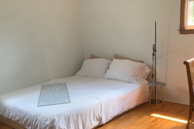 Foto del edificio - 841 Adams Ave