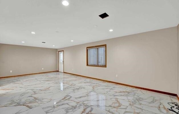Building Photo - 710 7th St