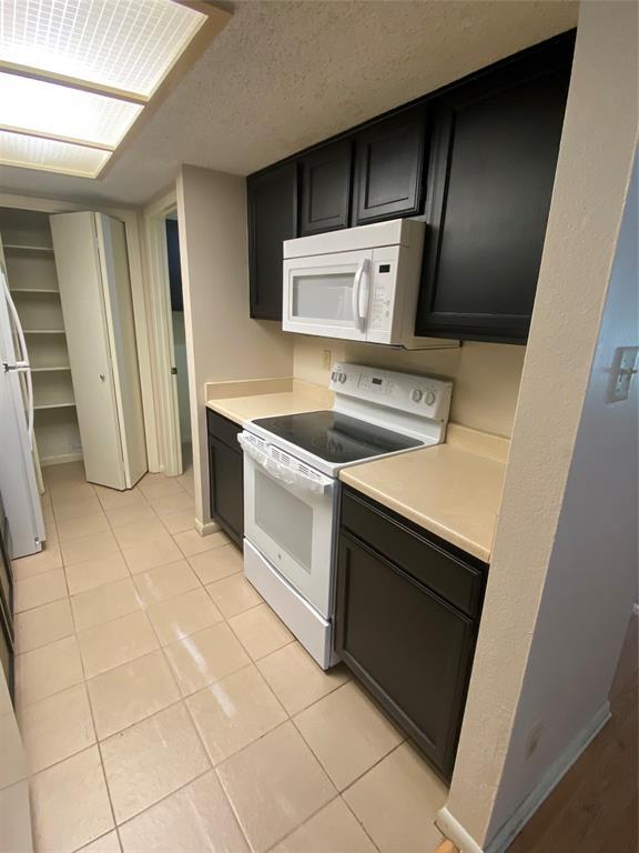 8502 Lyndon Ln, Austin, TX 78729 Townhome Rentals in Austin TX