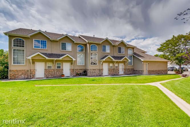 Primary Photo - 3 br, 2.5 bath Condo - 2247 Coronado Parkw...