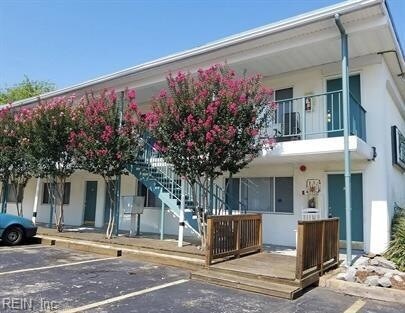 Foto principal - 255 W Ocean View Ave