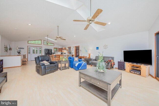 Foto del edificio - 5408 Harbour Bluff