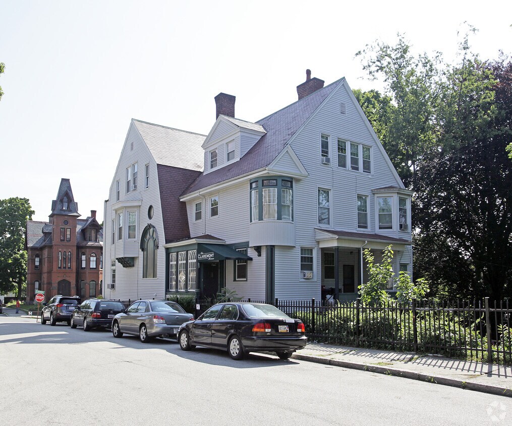 Building Photo - The Clarmont House