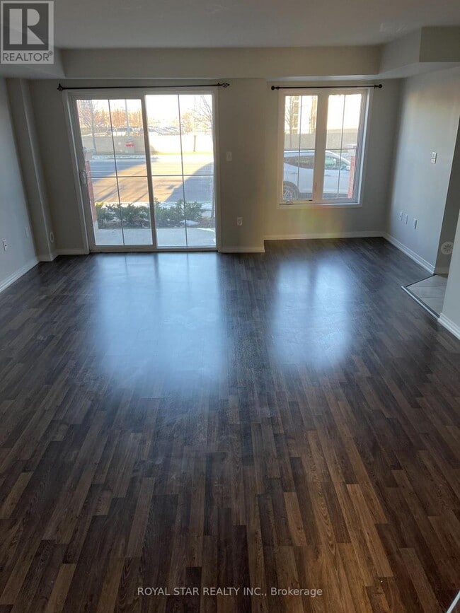 Building Photo - 2484 Post Rd