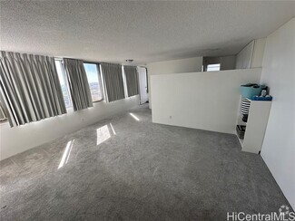 Building Photo - 1060 Kamehameha Hwy